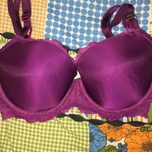 NWT Victoria’s Secret Lined Demi Bra 32DD $52.50